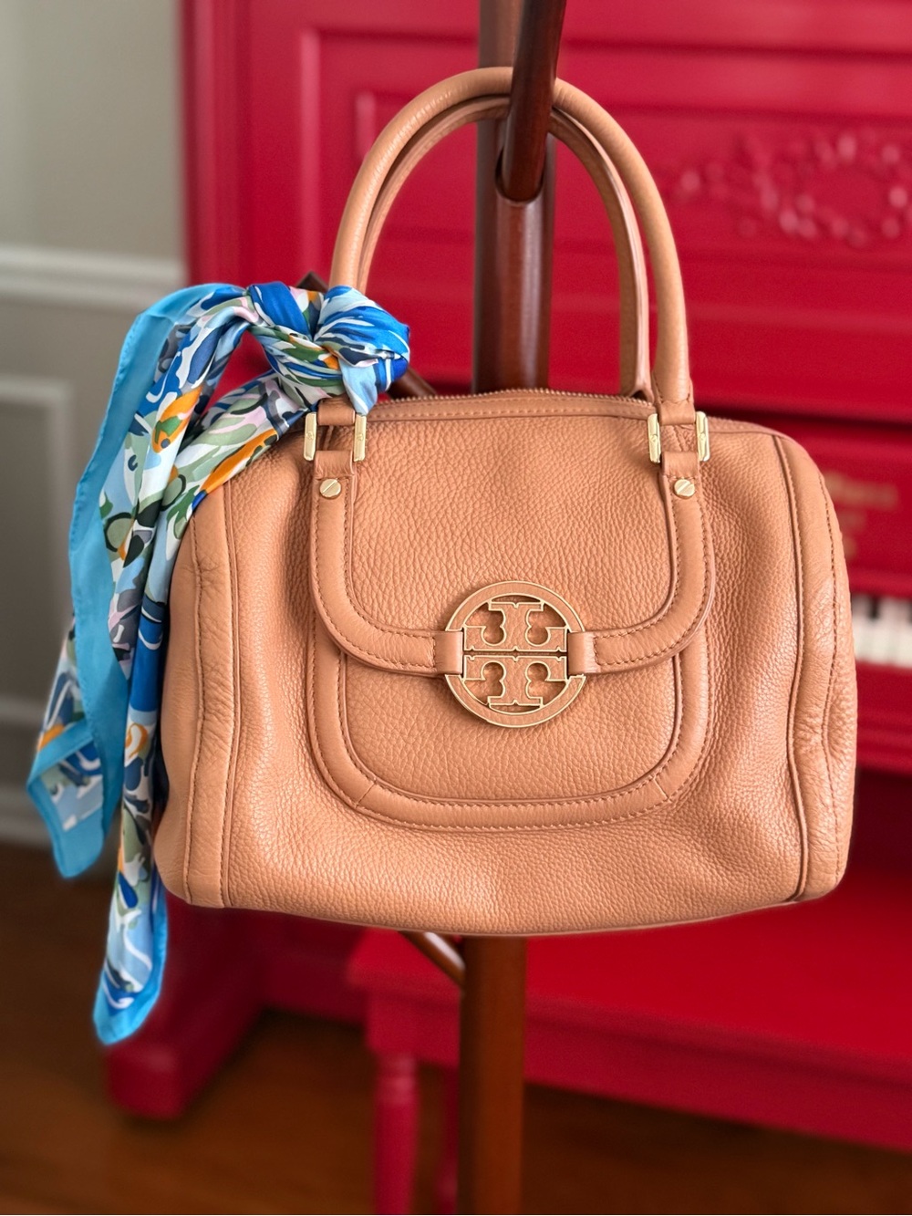 Tory Burch Amanda Satchel - Camel - Leather Top-Handle Satchel Gold Logo